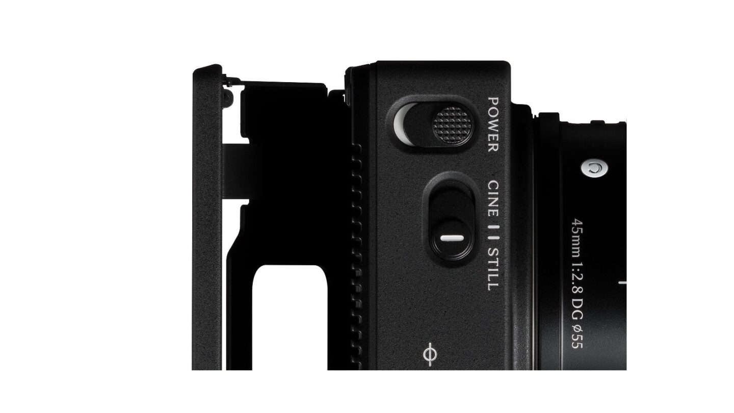 Sigma FP2上面の電源とSTILL/CINE切替スイッチを示すSIGMA公式画像